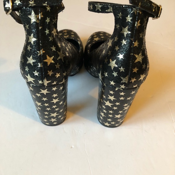 Madden Girl Black Gold Star Heel Size 6 NWOT - Picture 3 of 6